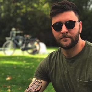 Meet your Posher, Philip